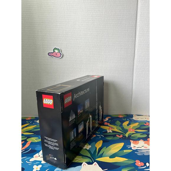 LEGO Architecture Skylines: Dubai 21052 Building Kit Set - Picture 8 of 12